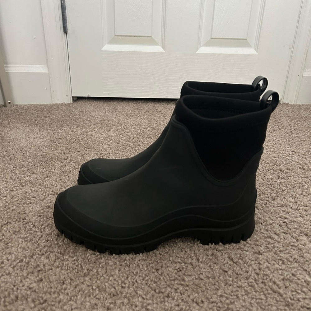 Sam Edelman Rainboots